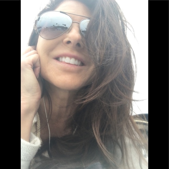 Meet your Posher, Cindy - Picture 7 of 8